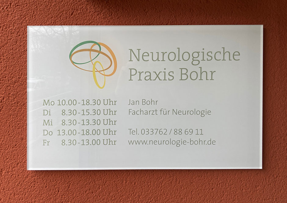 Praxisschild Neurologische Praxis Bohr
