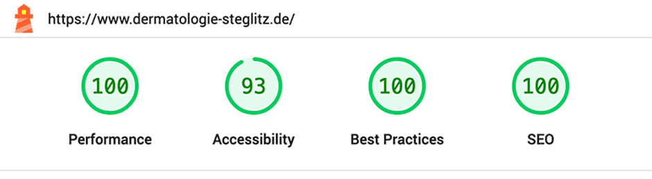 Ergebnisse Desktop: Performance 100, Accessibility 93, Best Practices 100, SEO 100 Punkte